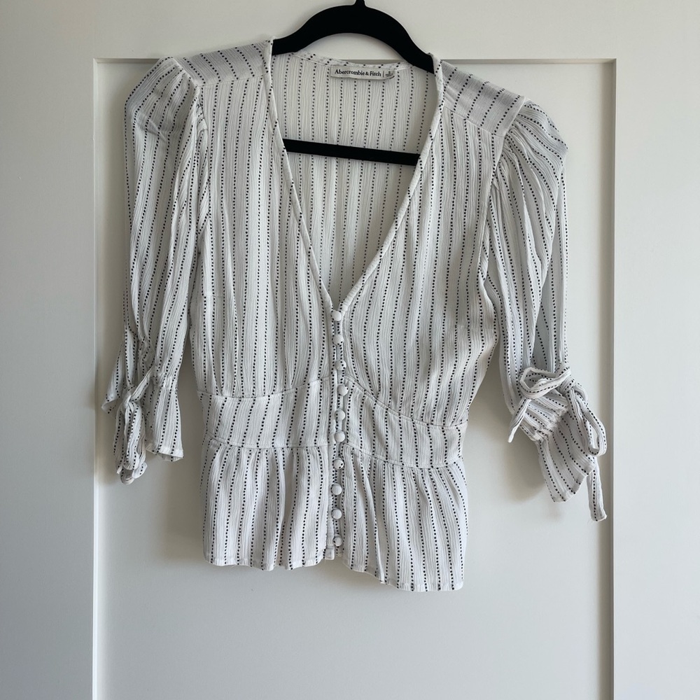Abercrombie top